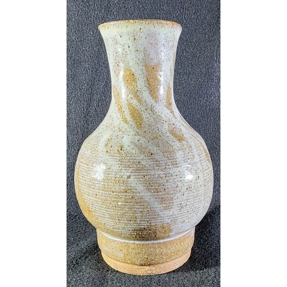 Beautiful Solid vase by GERRY ~ Signed “GERRY 189” ~ Pottery
